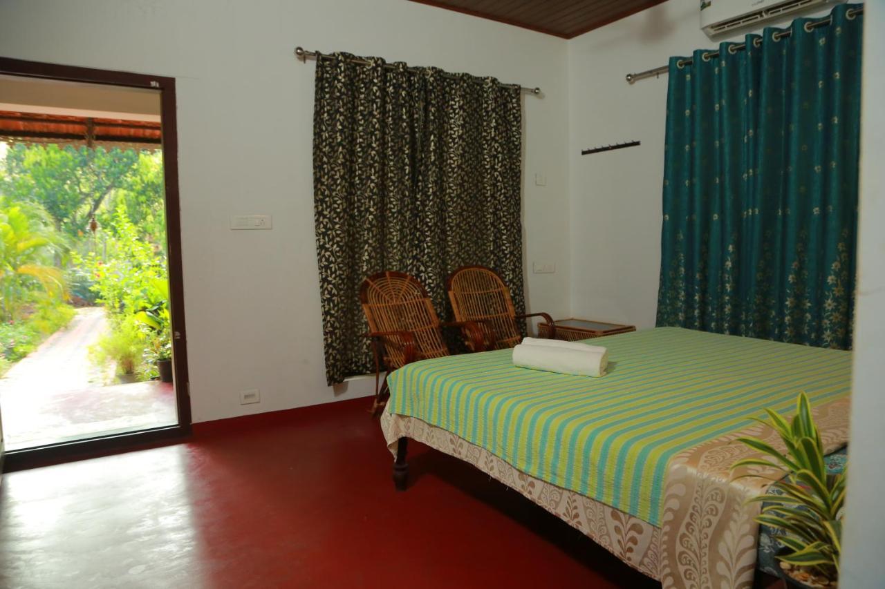 Marari Charlys Homestay アーラップーザ県 エクステリア 写真